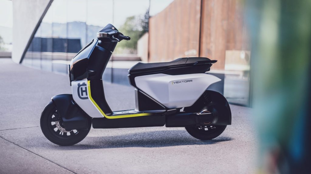 Husqvarna Motorcycles amplia la sua offerta di mobilità urbana con uno scooter elettrico
